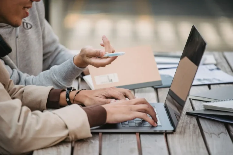 BTS Communication : programme, admission et débouchés