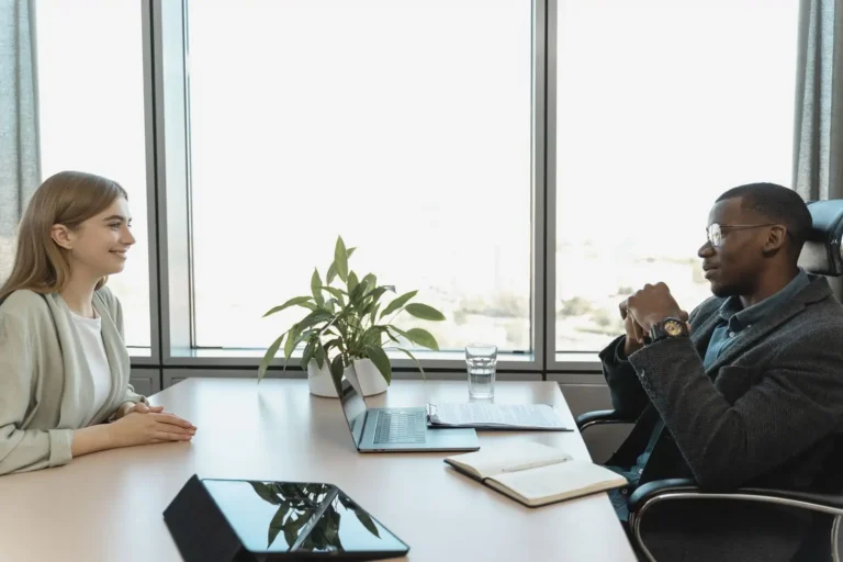 Communication et emploi : recruter et être recruté