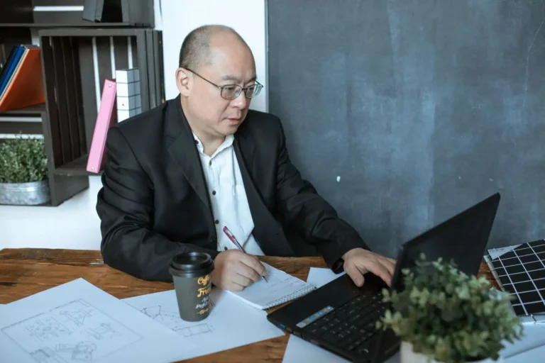 Création d&rsquo;une micro-entreprise : le guide pour se lancer