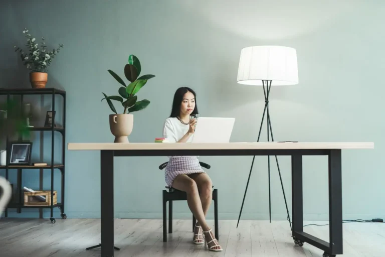 Freelance, c&rsquo;est quoi ? Définition, statuts et réalité du métier