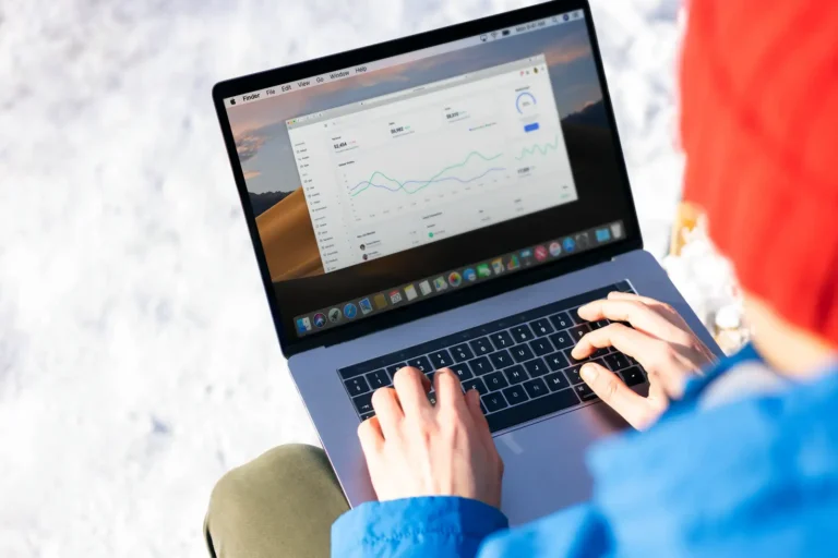 Freelance SEO : ce qu&rsquo;il fait et comment le choisir