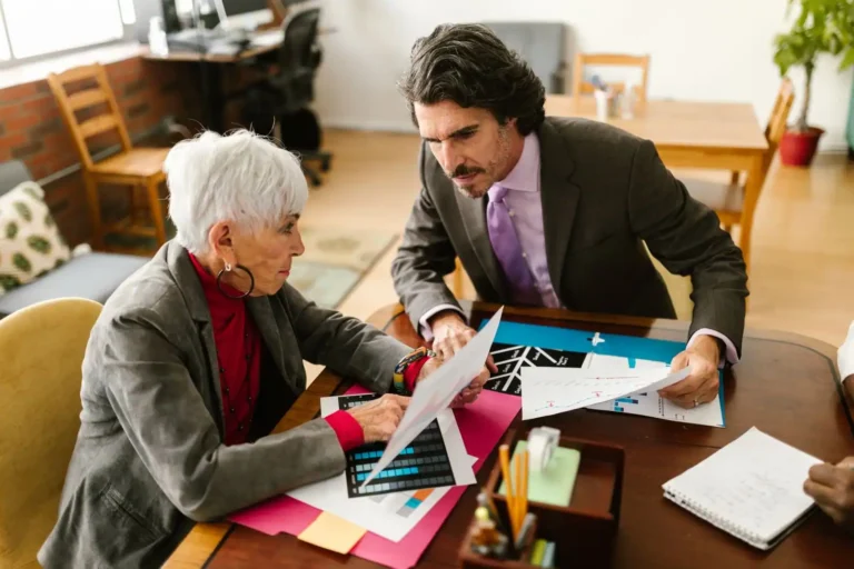 Plan d&rsquo;épargne entreprise : ce qu&rsquo;on y met et ce qu&rsquo;il devient